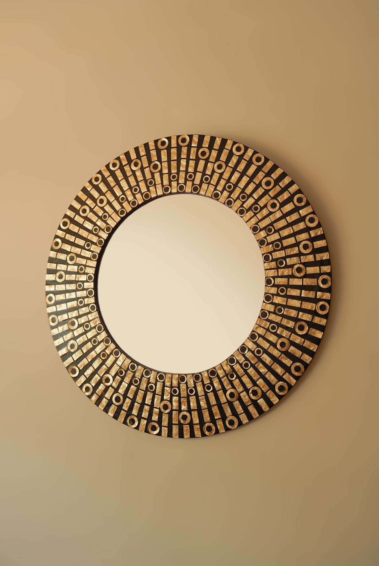 Armani 2 Circular