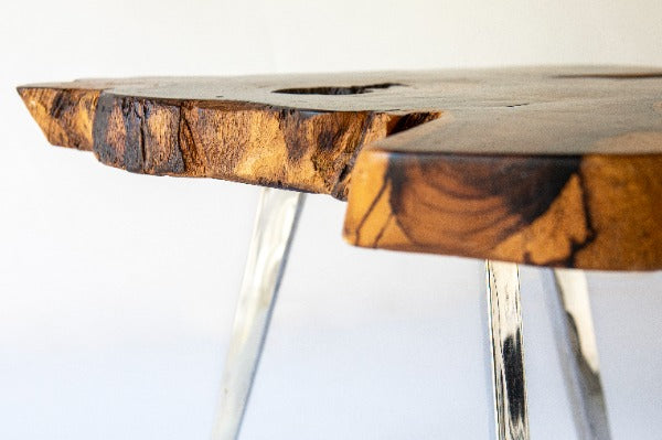 Mesa de apoyo Delia
