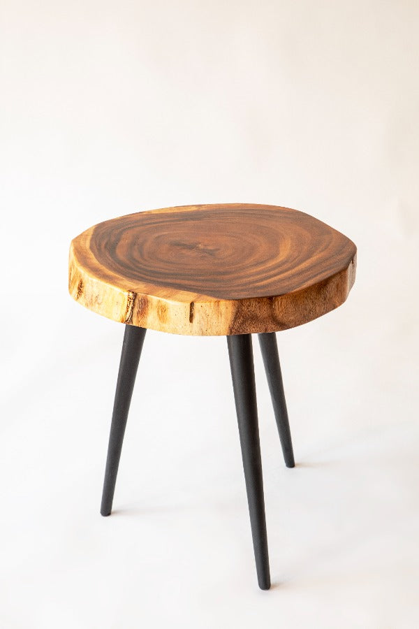 Mesa de apoyo Saman