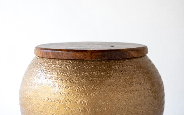 Stool Congo Dorado